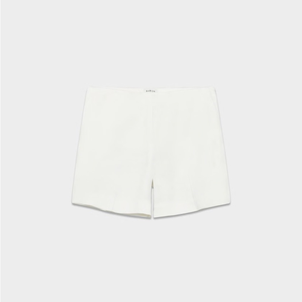 Aritzia Women's White linen Shorts never worn